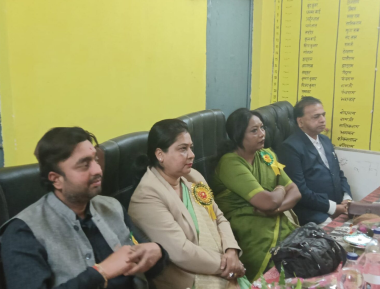 सलोरा में उपभोक्ता जागरूकता शिविर: ग्रामीणों को उनके अधिकारों से कराया अवगत, शोषण से बचाव पर जोर