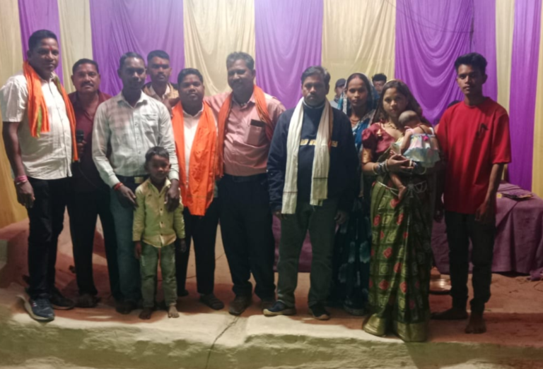 ग्राम कोलिहामुड़ा में पुत्री रत्न आगमन पर हर्षोल्लास, सामाजिक एकता का संदेश 🎉