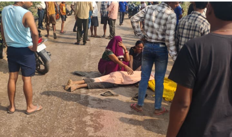 कोरबा : तेज रफ्तार हाइवा ने बाइक सवार को कुचला, मौके पर ही मौत; परिजनों ने किया सड़क जाम